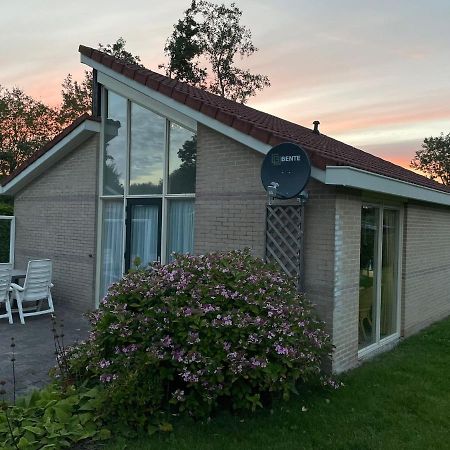Huisje Earrebarre Tzummarum Luaran gambar