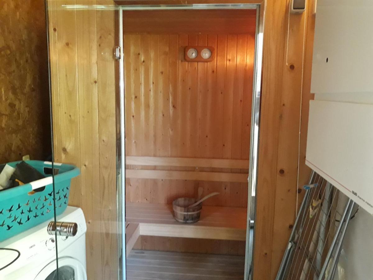 Huisje Earrebarre Tzummarum Luaran gambar